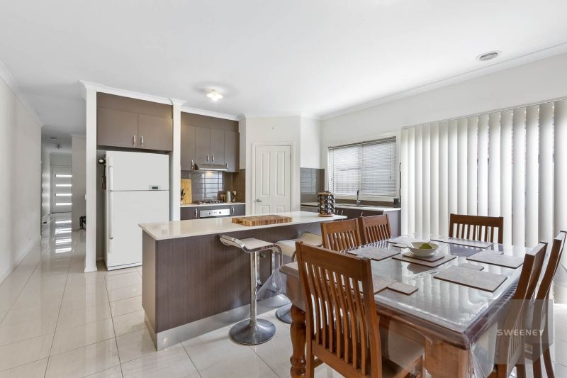 30a Lone Pine Square, Bacchus Marsh - Thumbnail 4