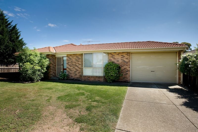 27 McLeod Drive, BACCHUS MARSH Sweeney Estate Agents