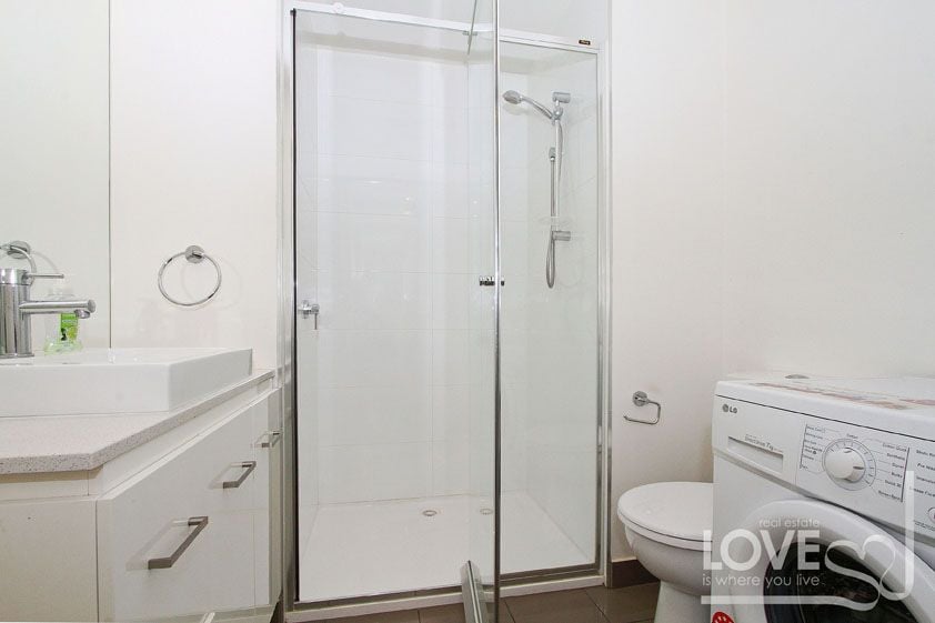 Plenty.. Of options and much more this apartment you'll adore!!