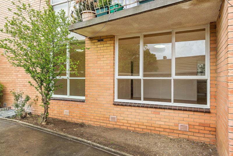 2/108 Cross Street, West Footscray - Thumbnail 7