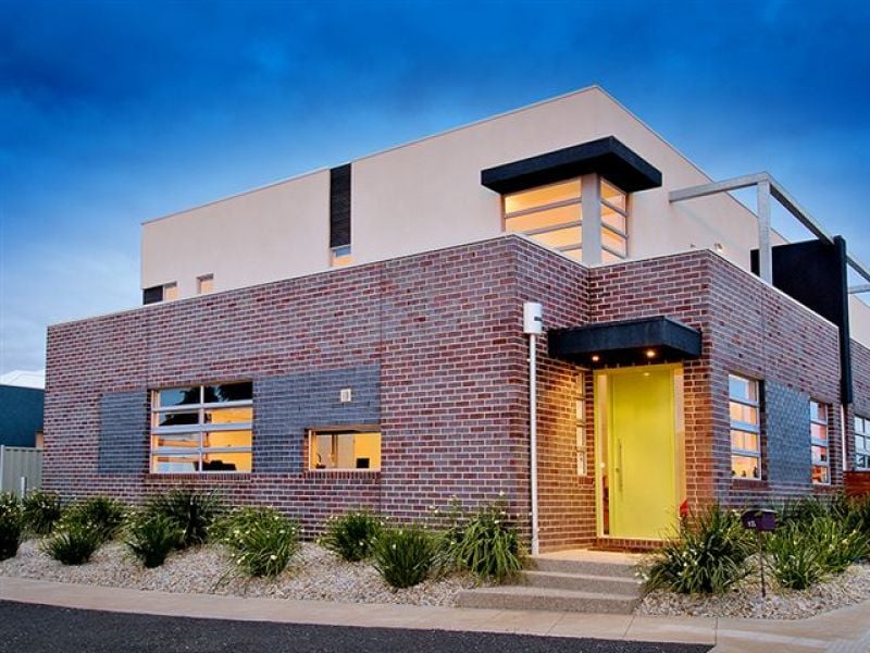 17A Viewbank Walk, Caroline Springs - Thumbnail 2