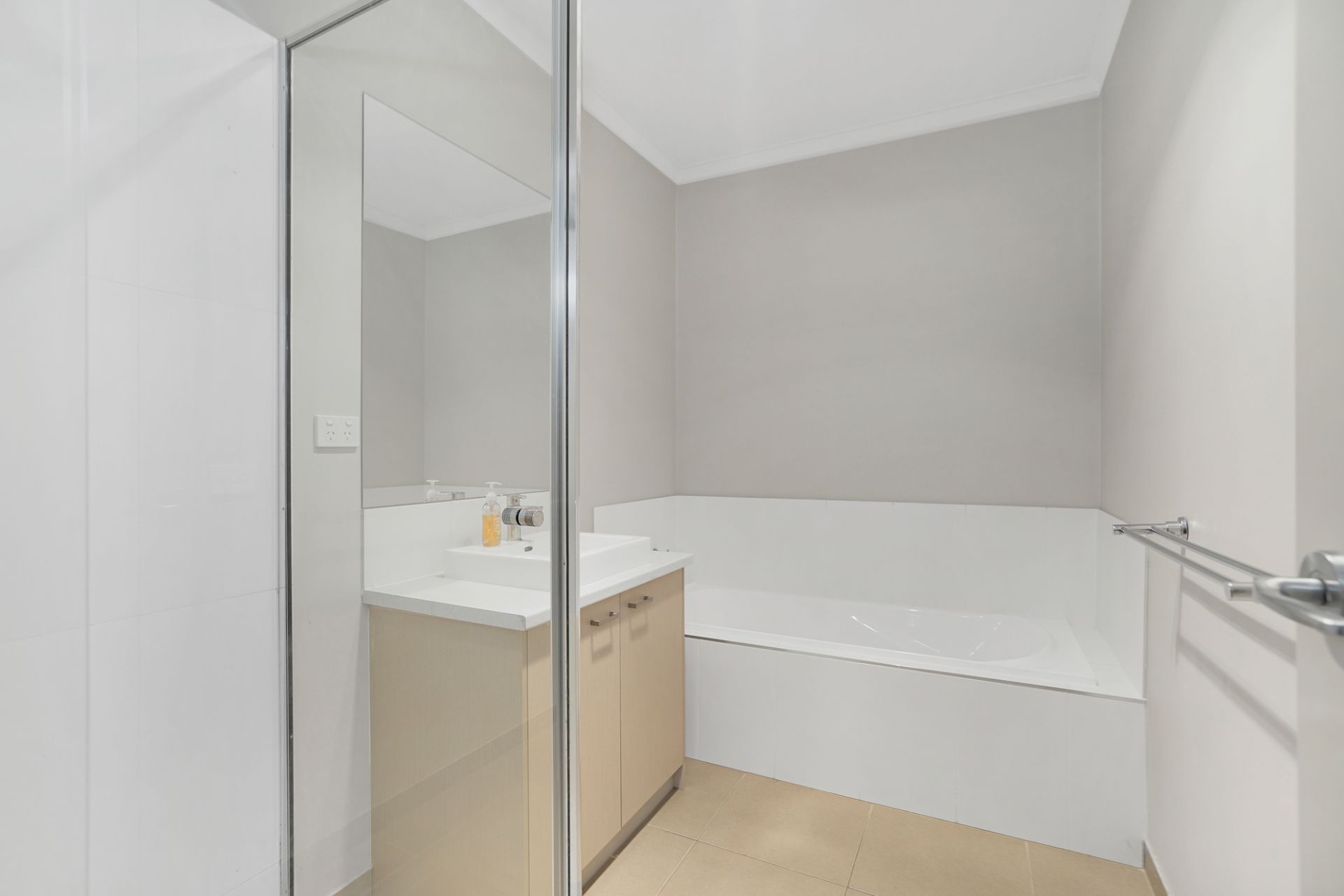 14 Nathanael Place Ballarat East VIC, Ballarat East - Thumbnail 7