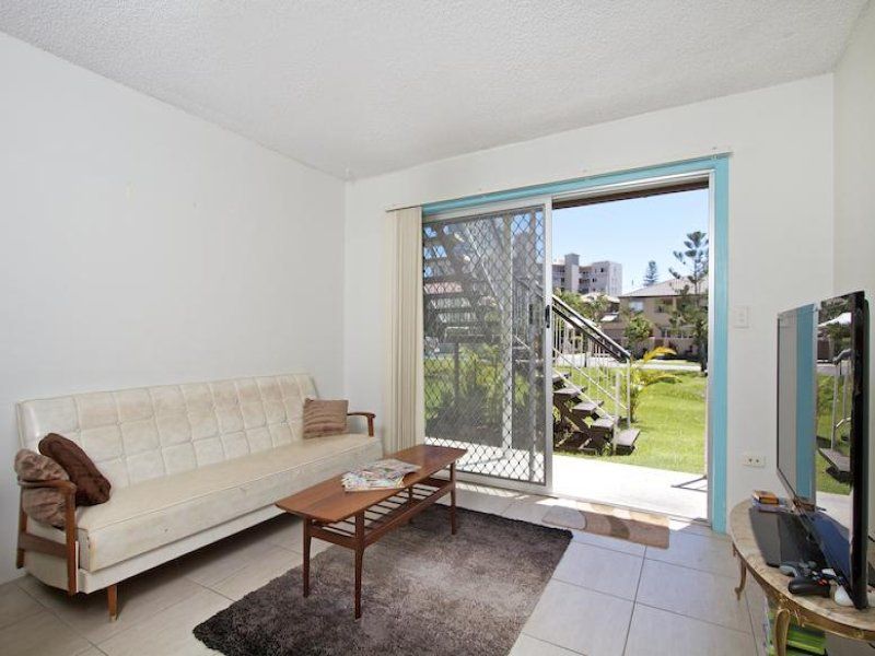 1/13 Coolangatta Road - 48 Winston St 'Lowin Lodge' KIRRA QLD, 'Lowin Lodge' Kirra - Thumbnail 5