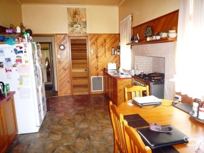 47 Davies Street, Altona - Thumbnail 3
