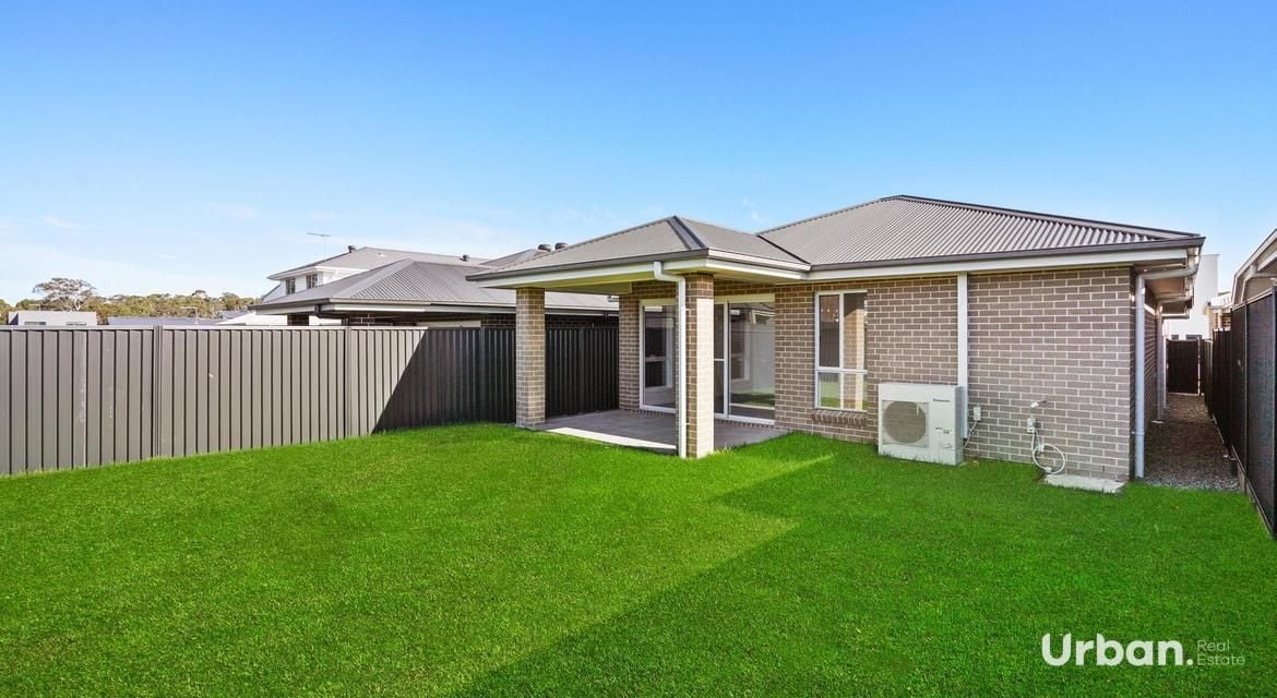 Austral 19 Parhelion Street