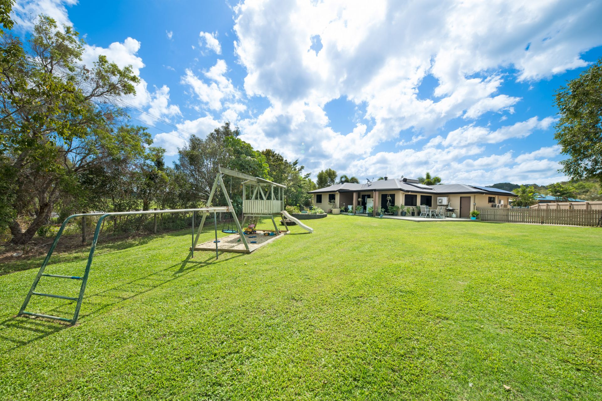 5 Garden Court, Mount Julian Taylors Property Specialists