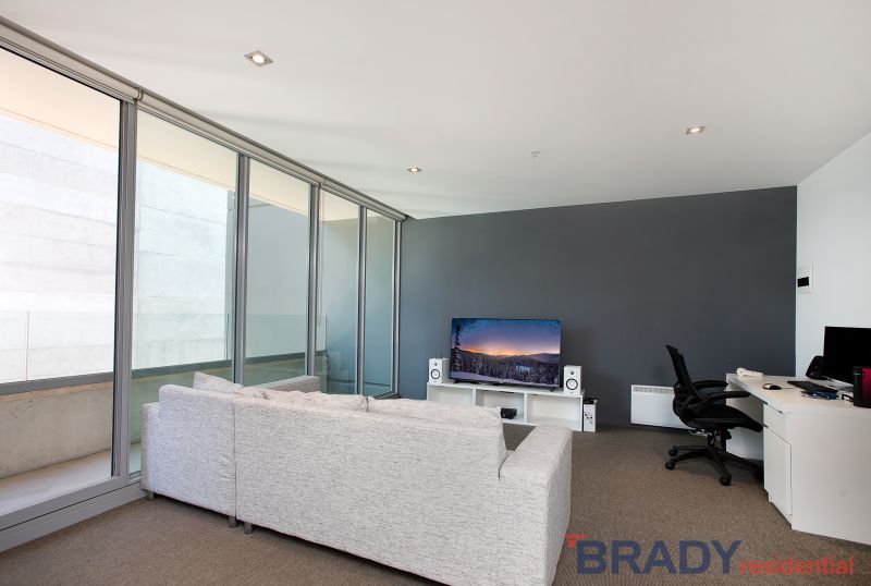 1401/8 Downie Street MELBOURNE VIC, Melbourne - Thumbnail 2