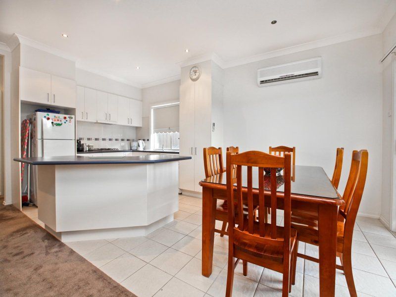 10 Coburn Way, Caroline Springs - Thumbnail 3