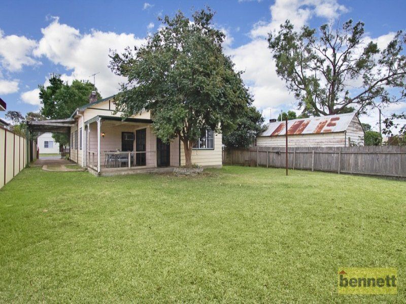 54 Paget Street, Richmond - Thumbnail 2