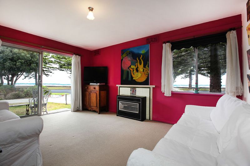 1/261 Esplanade, Altona - Thumbnail 2