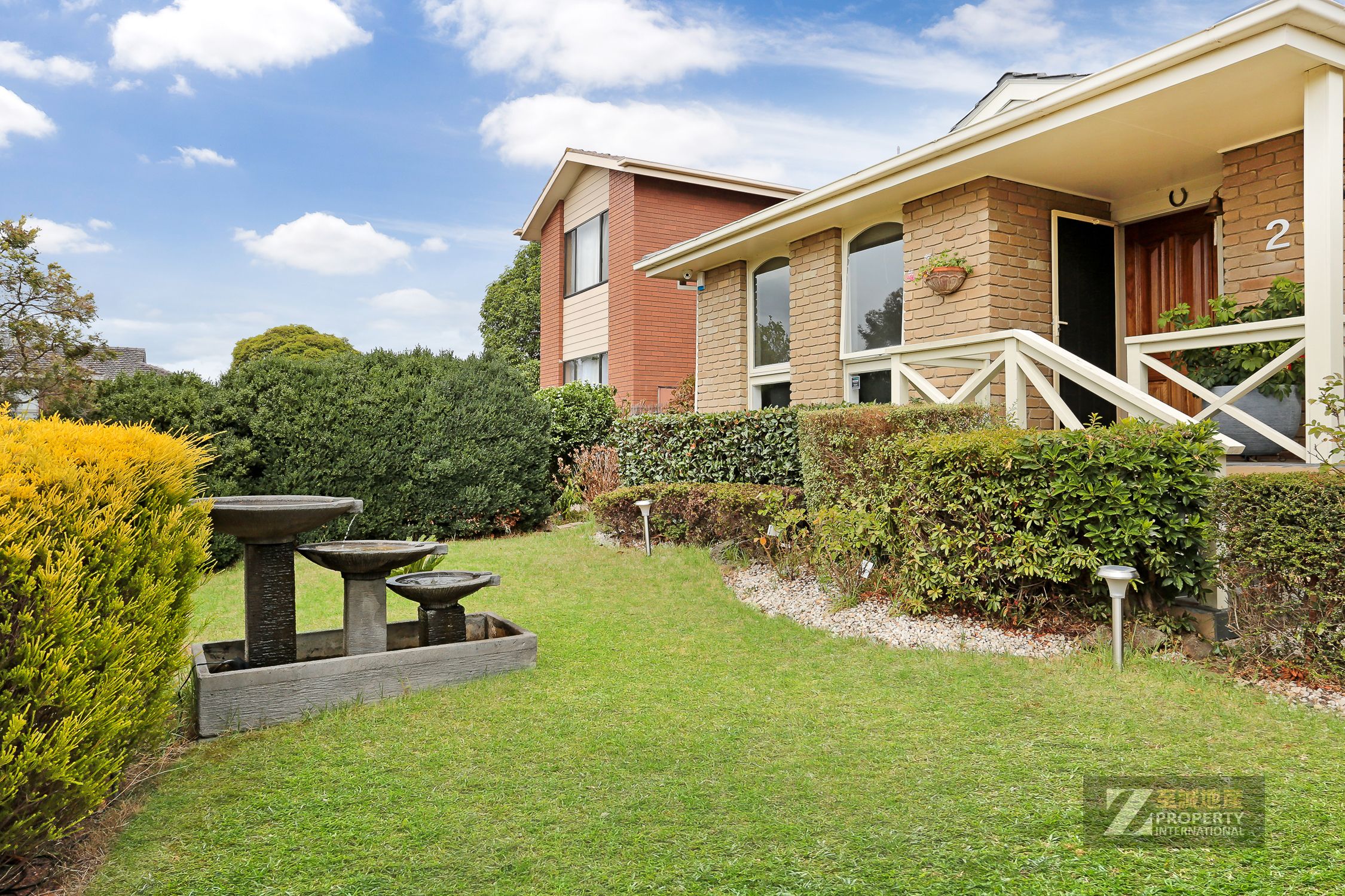 Real Estate For Sale 2 Watling Terrace Doncaster East , VIC