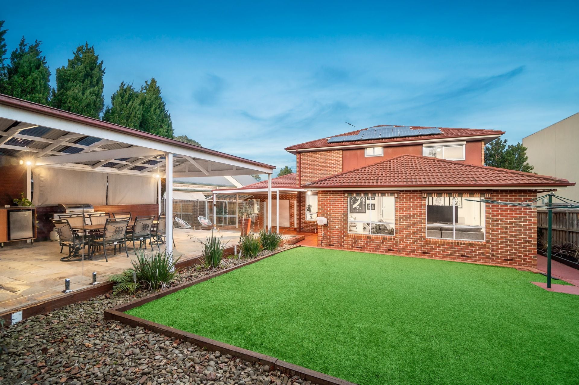 Perfect Family Living Across From Plenty River Gorge