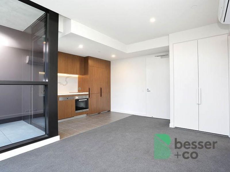 708/555 St Kilda Road, Melbourne - Thumbnail 4