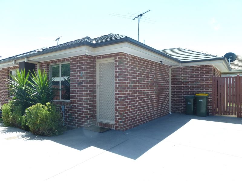 2/5 Munro Street, Lalor