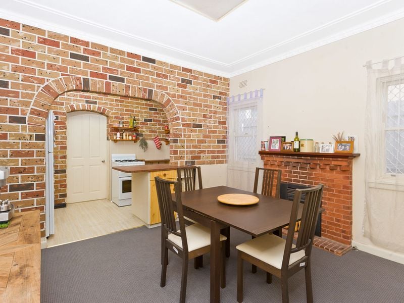 Real Estate For Sale 16 Braeside Avenue Penshurst , NSW