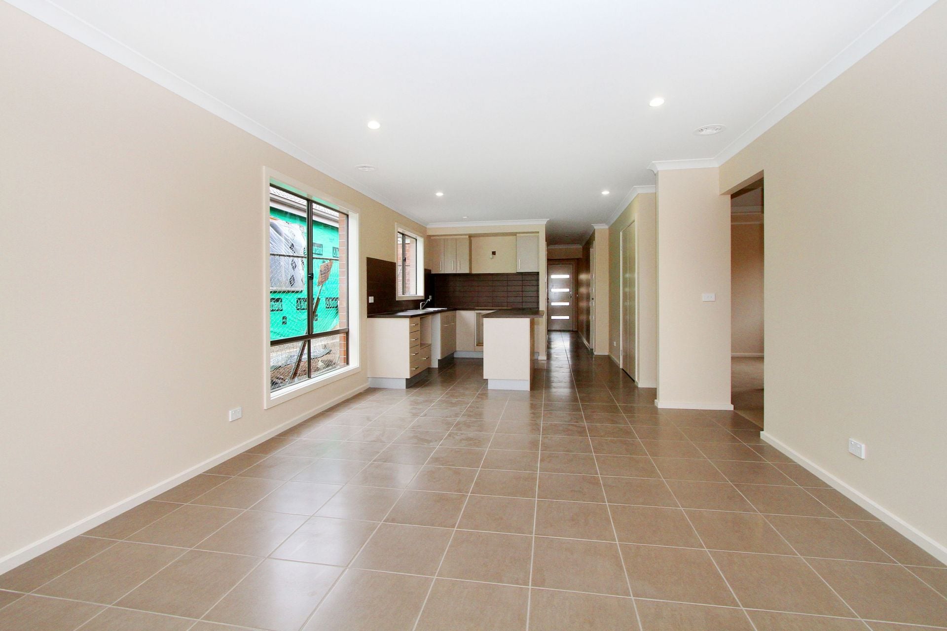 MODERN, AFFORDABLE & PERFECTLY LOCATED   *Insp Thu 14th Jun @ 4:10pm*
