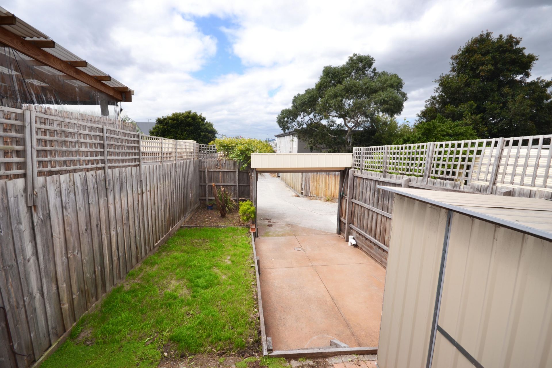 Real Estate For Lease 220 Gilbert Road Preston , VIC