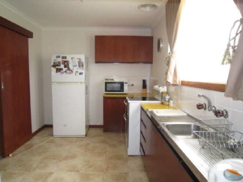 4 Schmitt Road Port Broughton SA, Port Broughton - Thumbnail 5