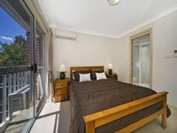 8/2 Station Avenue , Concord West