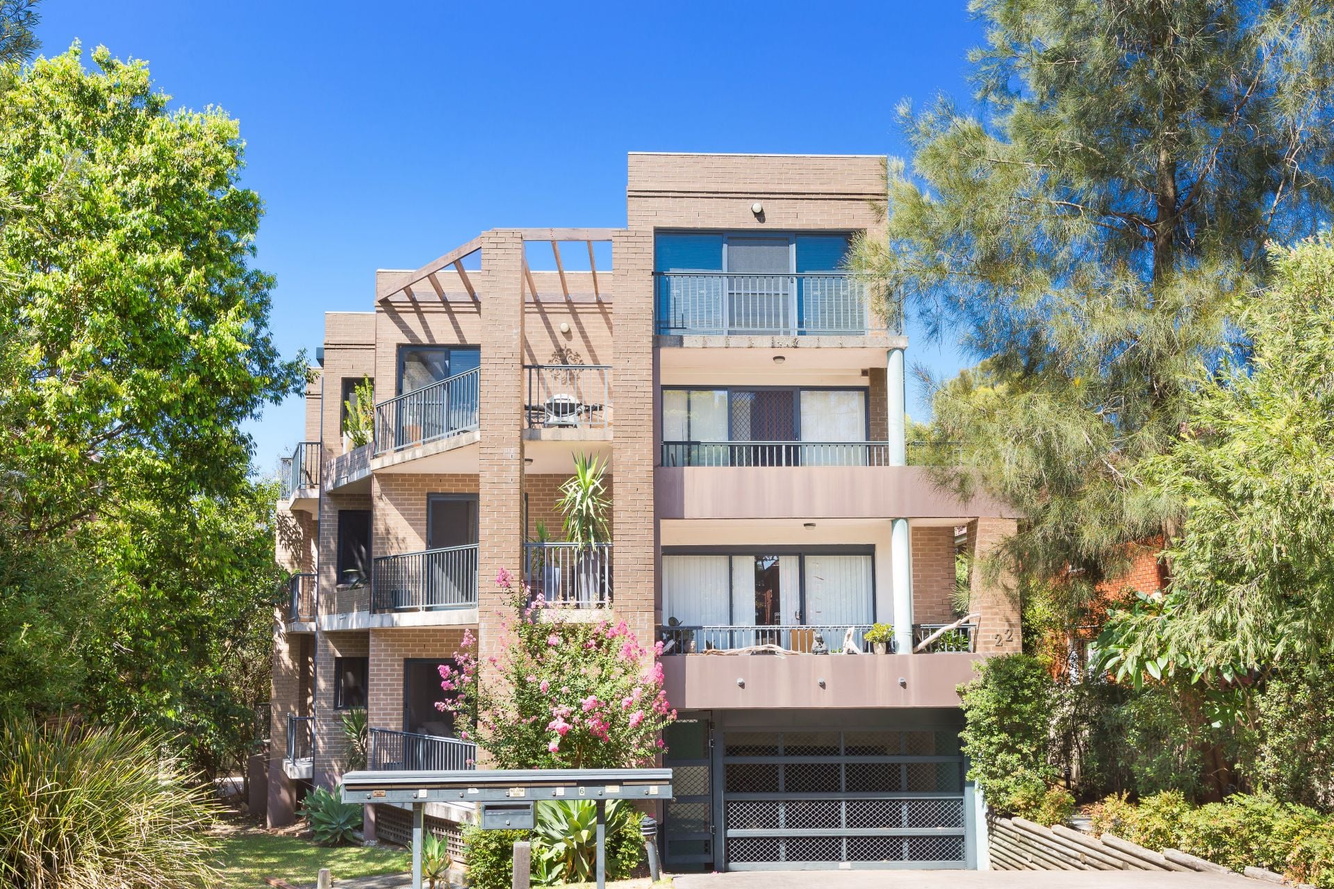 2/22 Searl Road Cronulla NSW