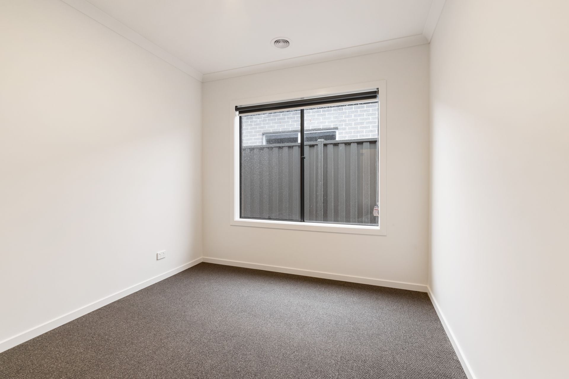 BRAND NEW 4 BEDROOM FAMILY HOME WITH PREMIUM FEATURES