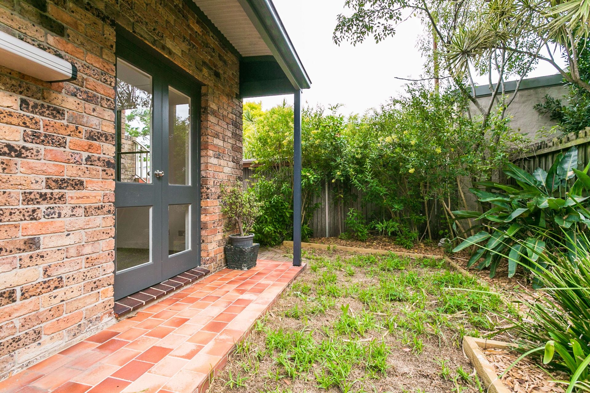 Beautifully Renovated Three Bedroom Townhouse - One Week Free Rent