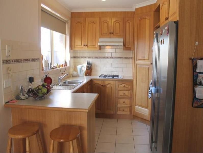 WALKING DISTANCE TO WESTFIELD PLENTY VALLEY