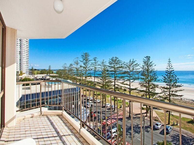 18/82 Marine Pde 'Aries' COOLANGATTA QLD, 'Aries' Coolangatta - Thumbnail 2