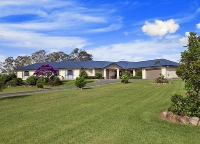 Royal Estate Living