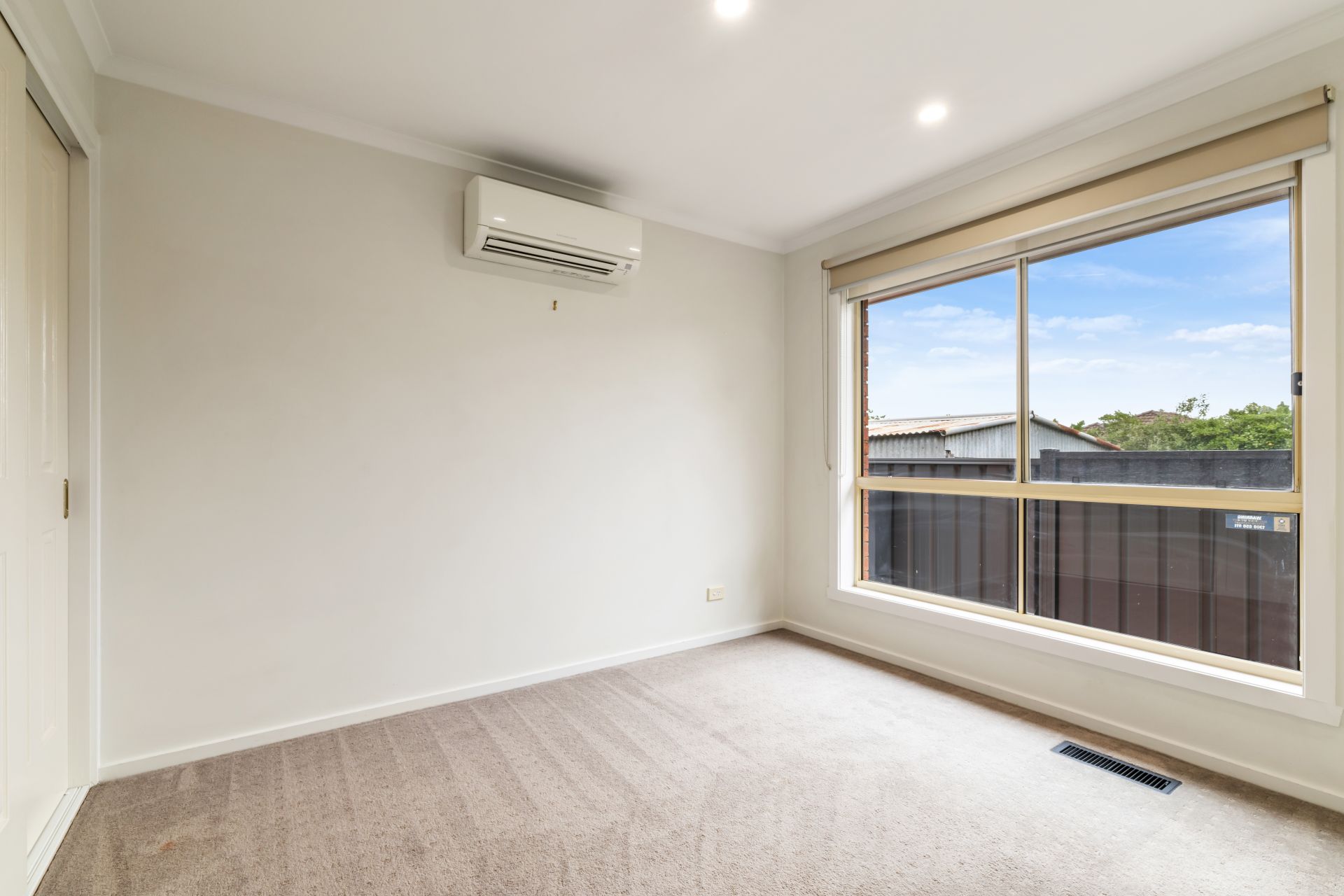 Well Presented in Prime location