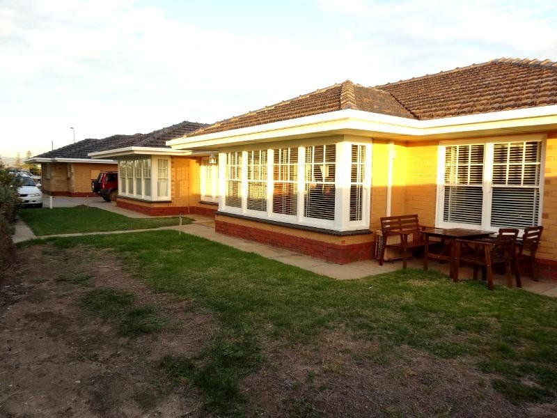 3/13 Patawalonga Frontage, Glenelg North - Thumbnail 3