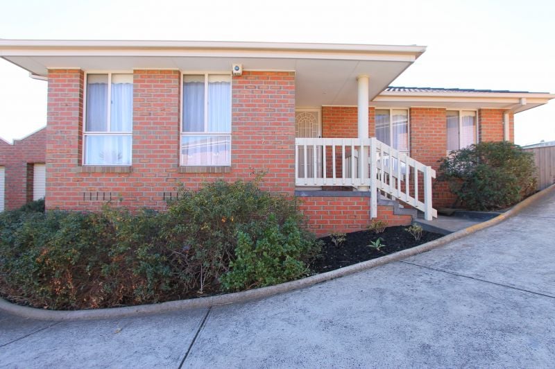2/7 Clement Court, Mill Park