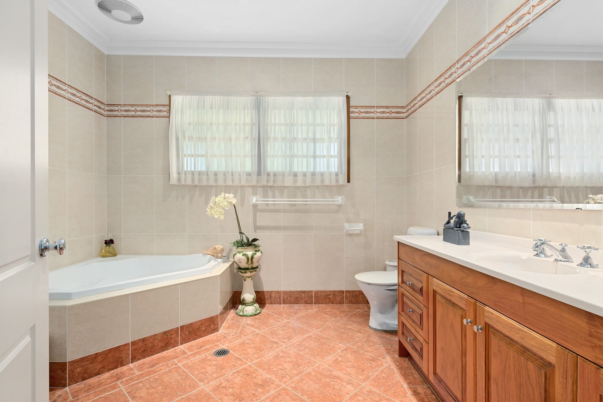 Real Estate For Sale 28 Tobin Avenue Camden Park , NSW