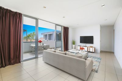 NORTH-EAST MODERN APARTMENT WITH HABOUR VIEWS