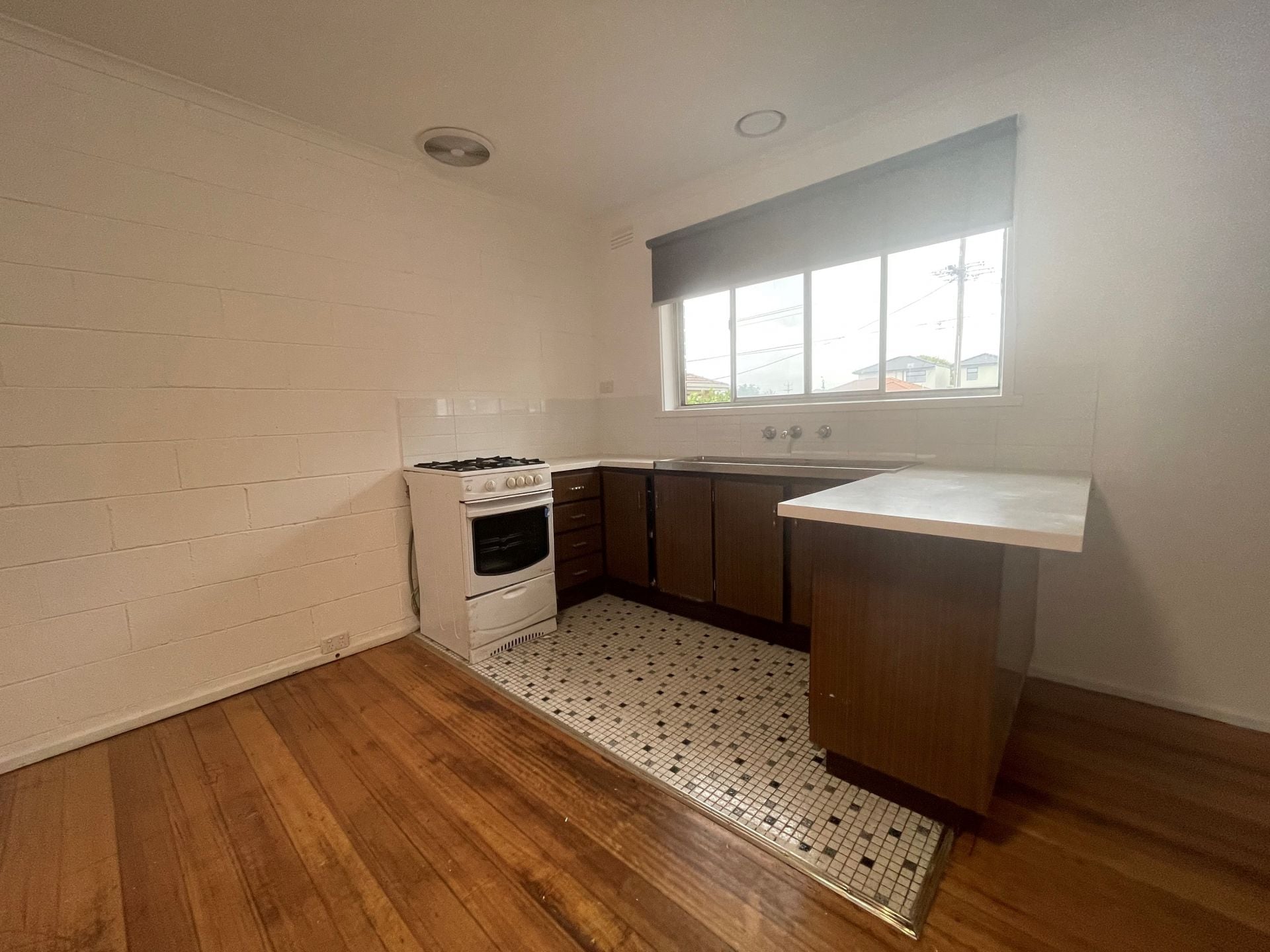 EXCELLENT LOCATION