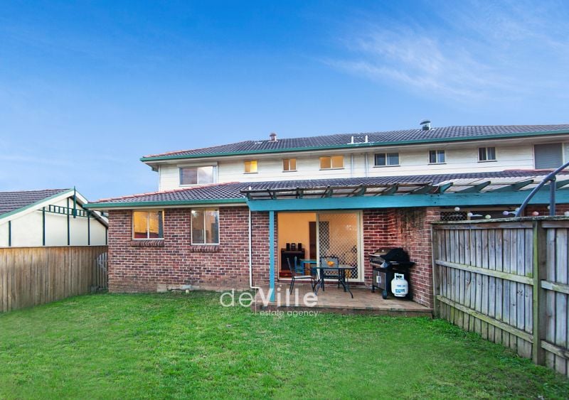 7a Kings Road, Castle Hill deVille Estate Agency