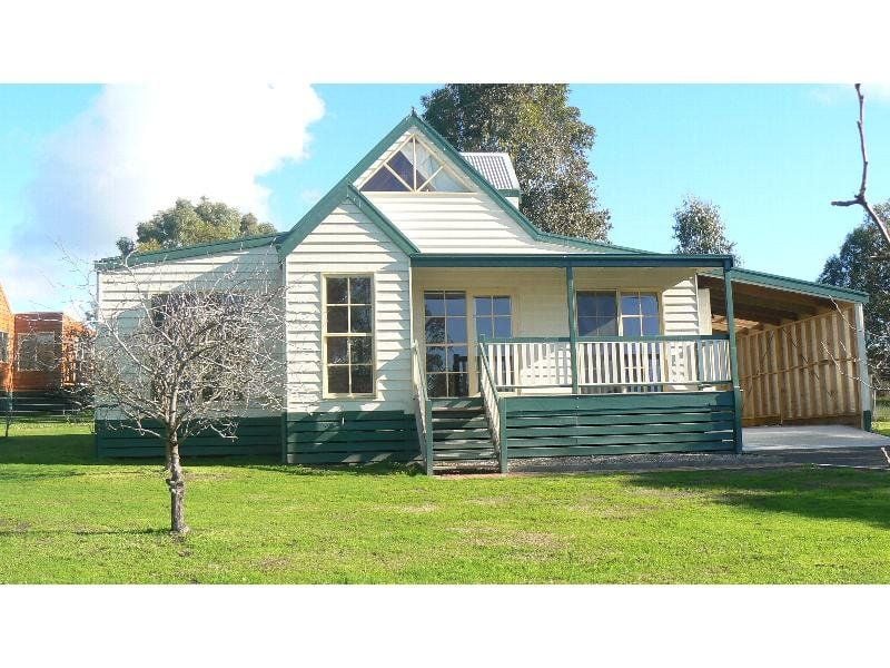 9 Edmundson Street BIRREGURRA VIC