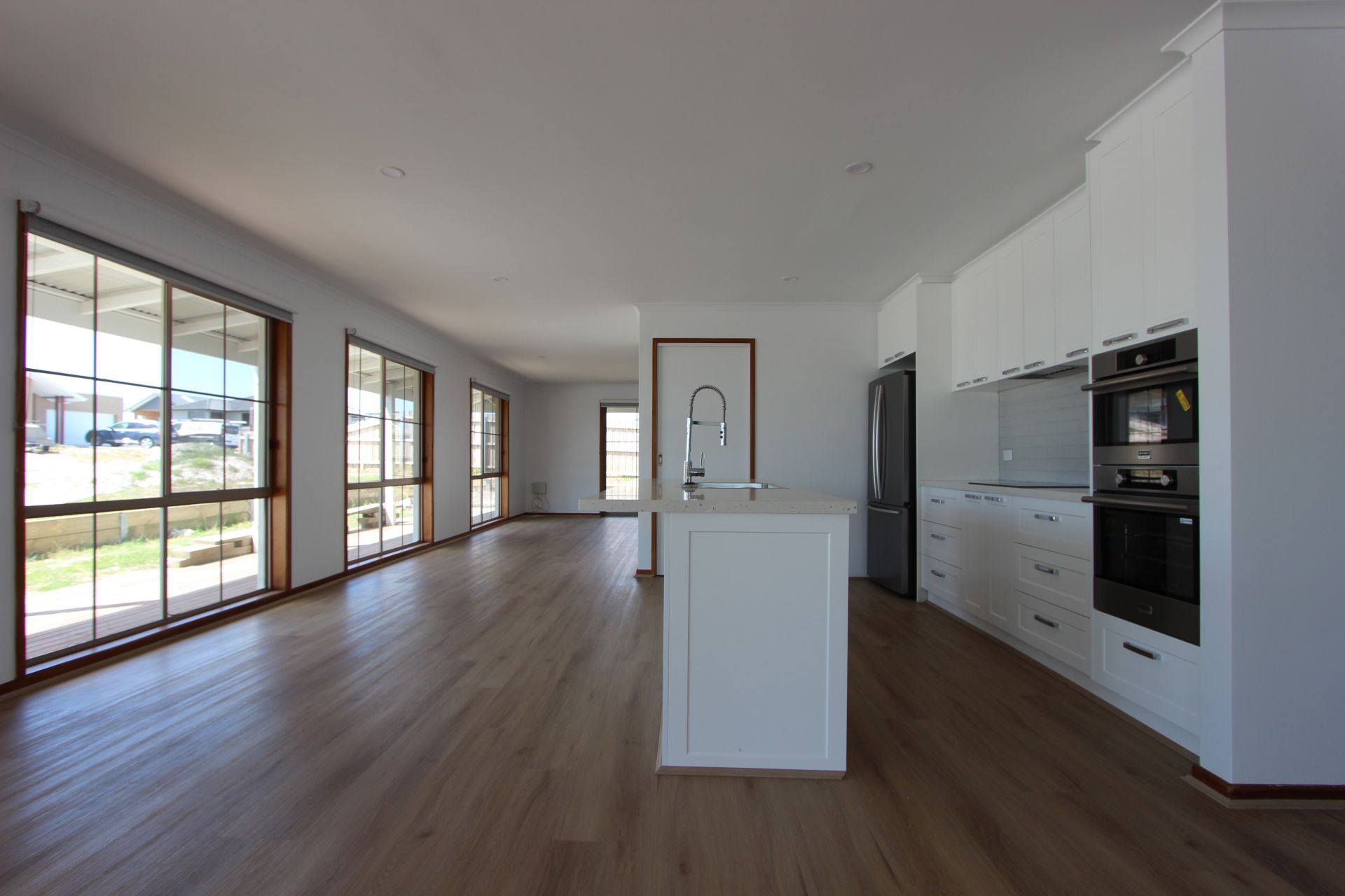 14 Colonnades Circuit, Bay OBrien Real Estate