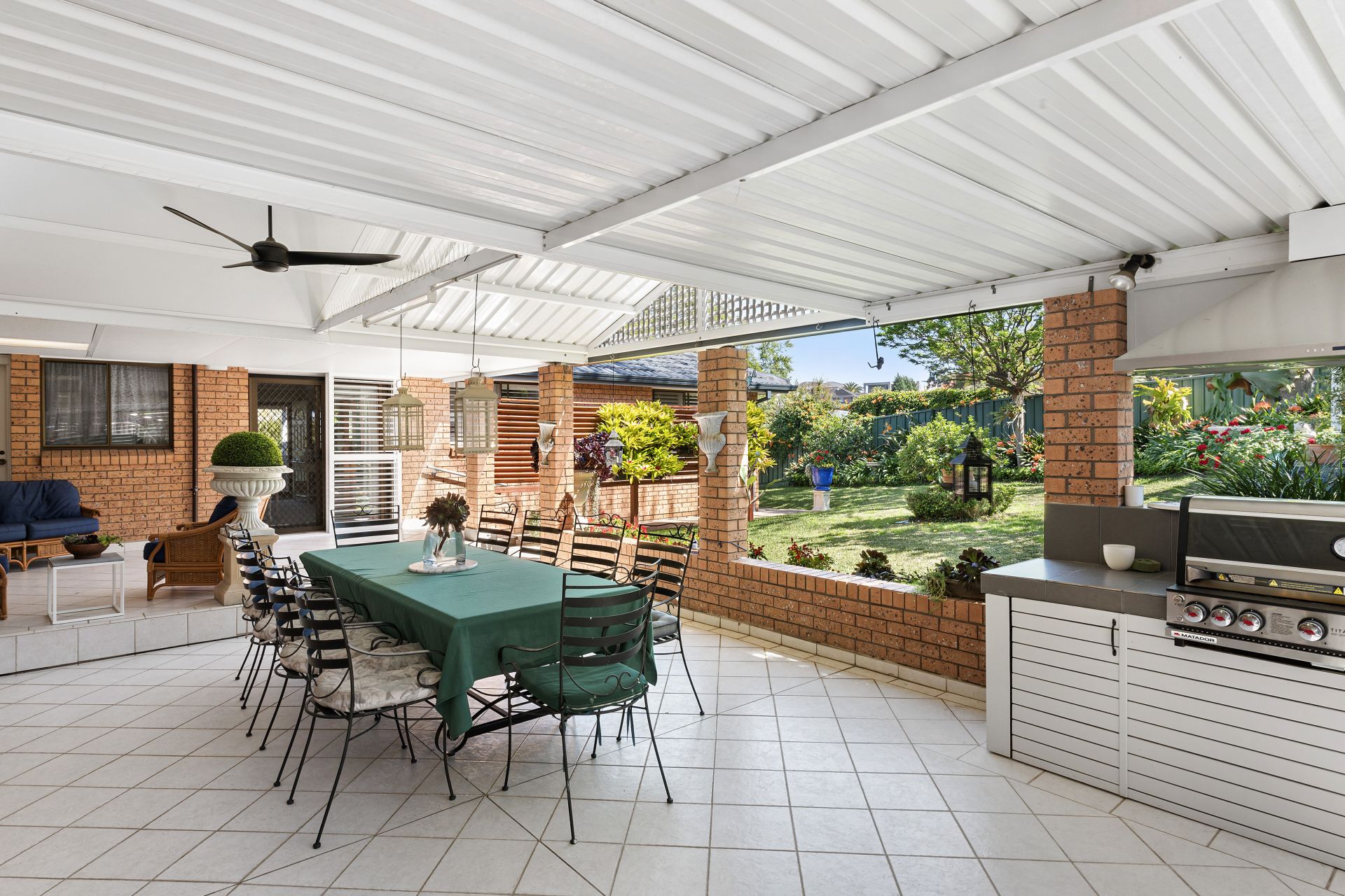 Real Estate For Sale 63 Castlewood Drive Castle Hill , NSW