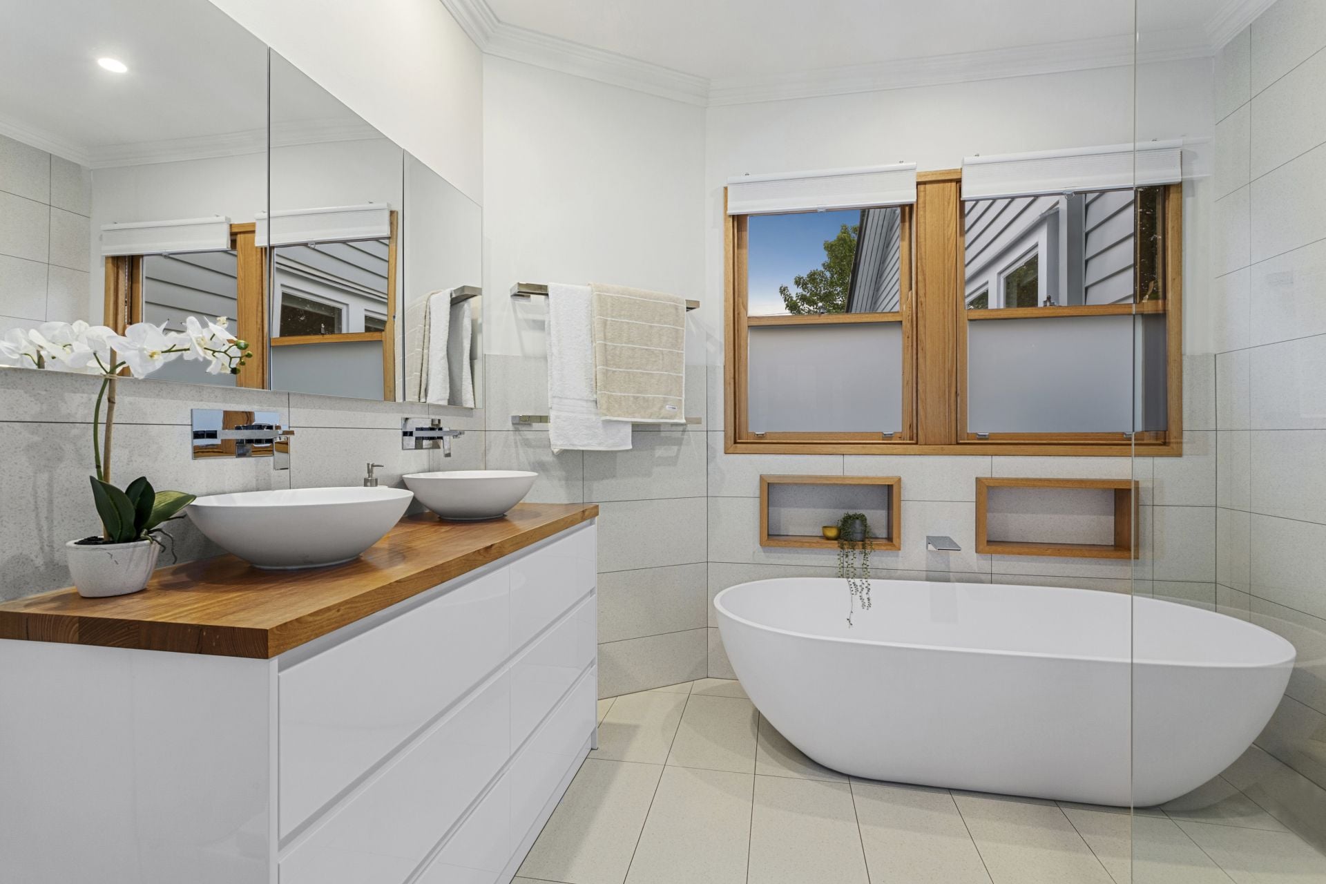 Idyllic family living in prestigious Vauxhall Road