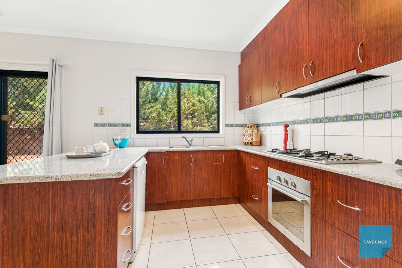 3 Appletree Grove, Burnside Heights - Thumbnail 5