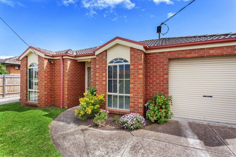 1/31 Curlew Avenue, Altona - Thumbnail 2