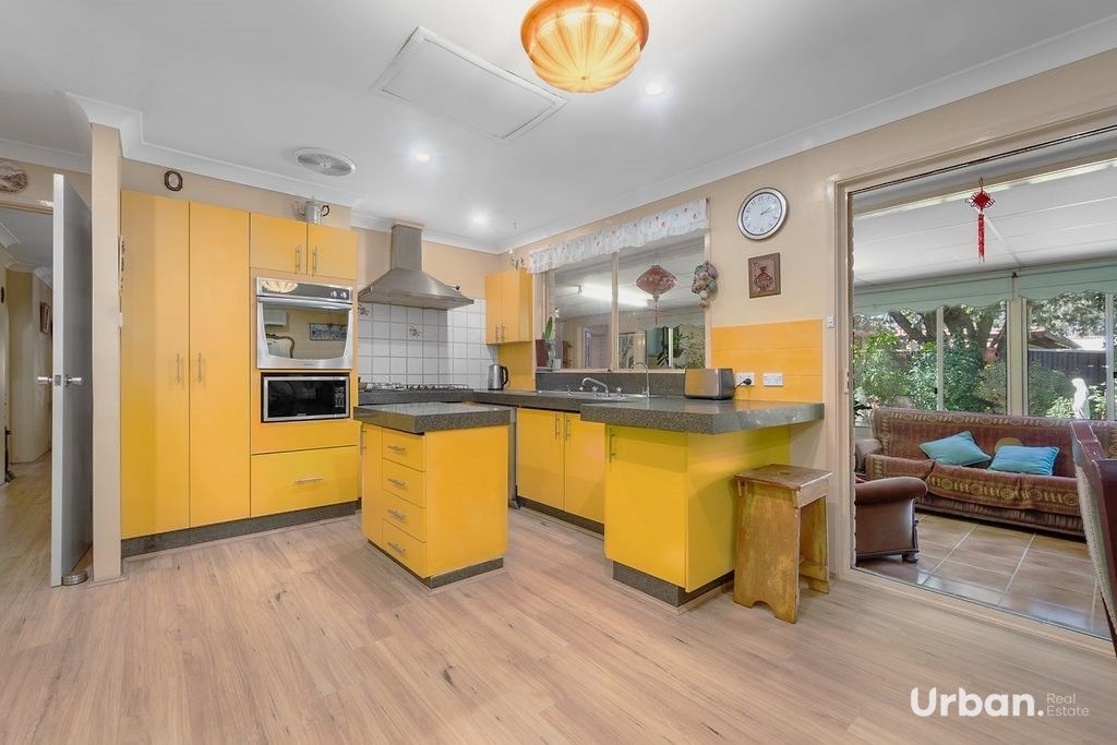 South Windsor 43 Snailham Crescent