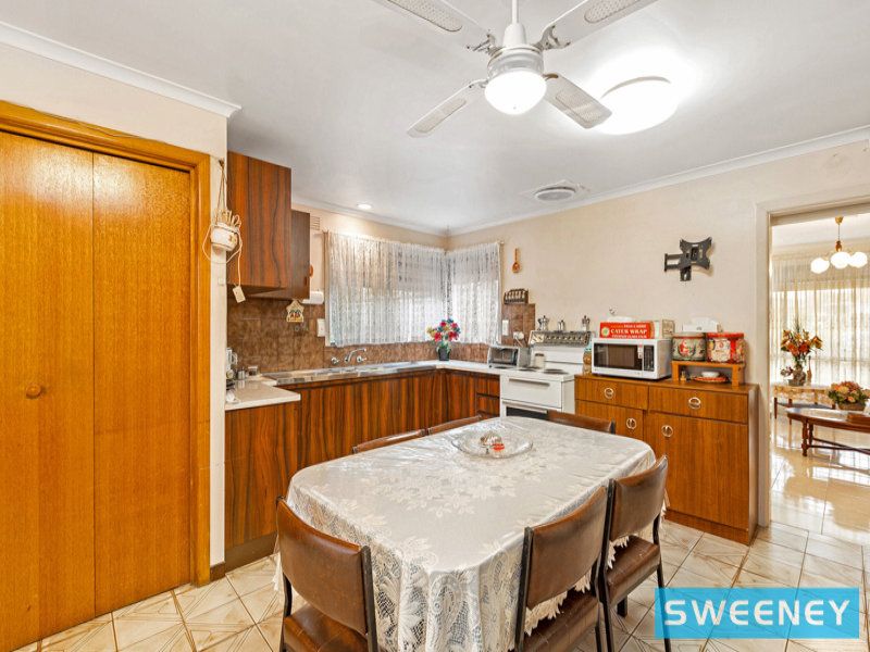 15 Ronald Avenue, Altona North - Thumbnail 6