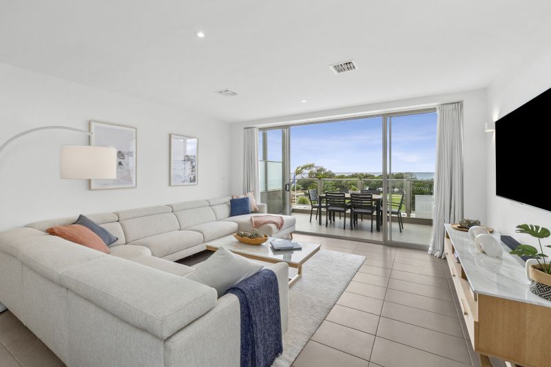 1/118 Mountjoy Parade, Lorne, VIC, Lorne - Thumbnail 2