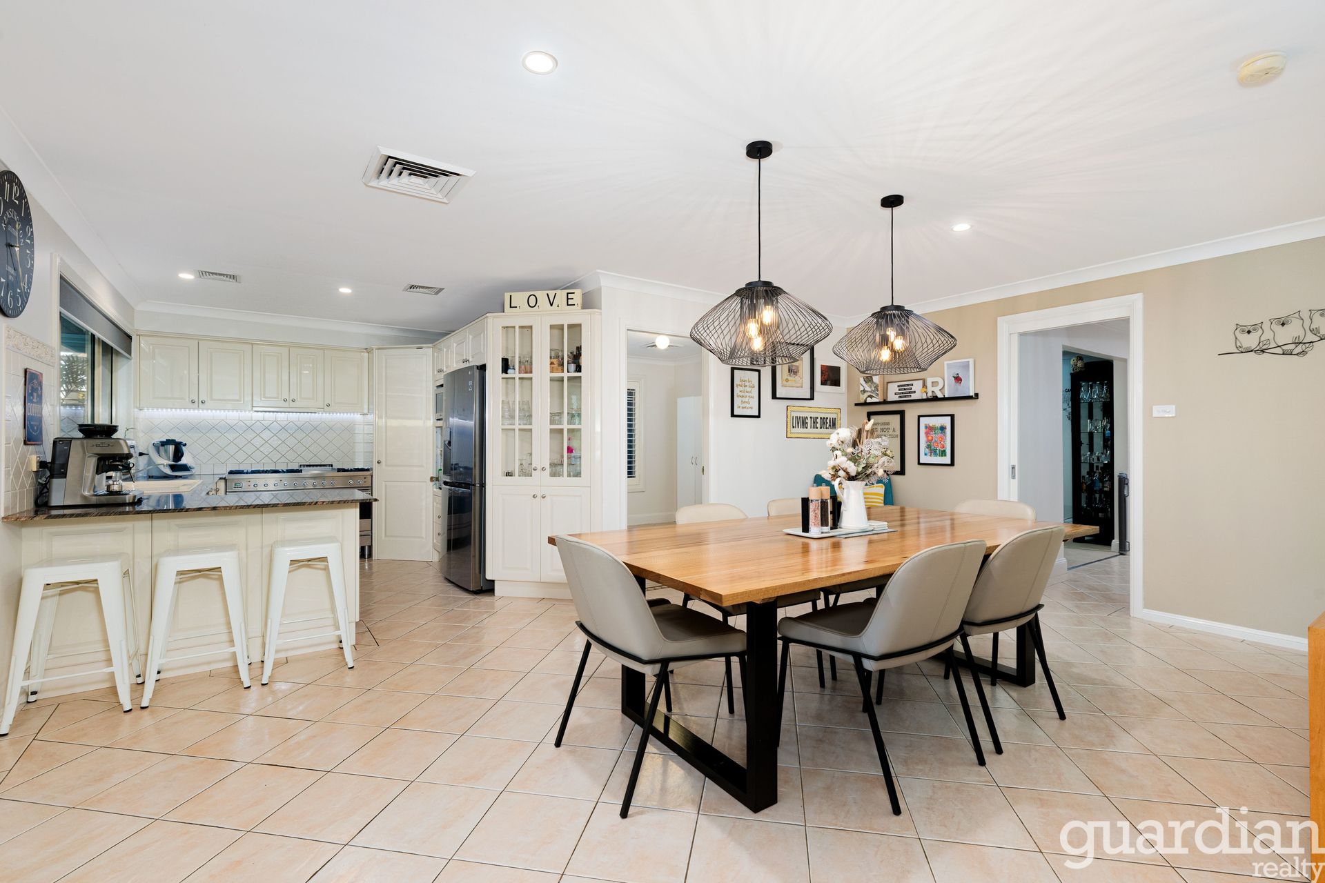 8 Molise Avenue Kellyville NSW, Kellyville - Thumbnail 3