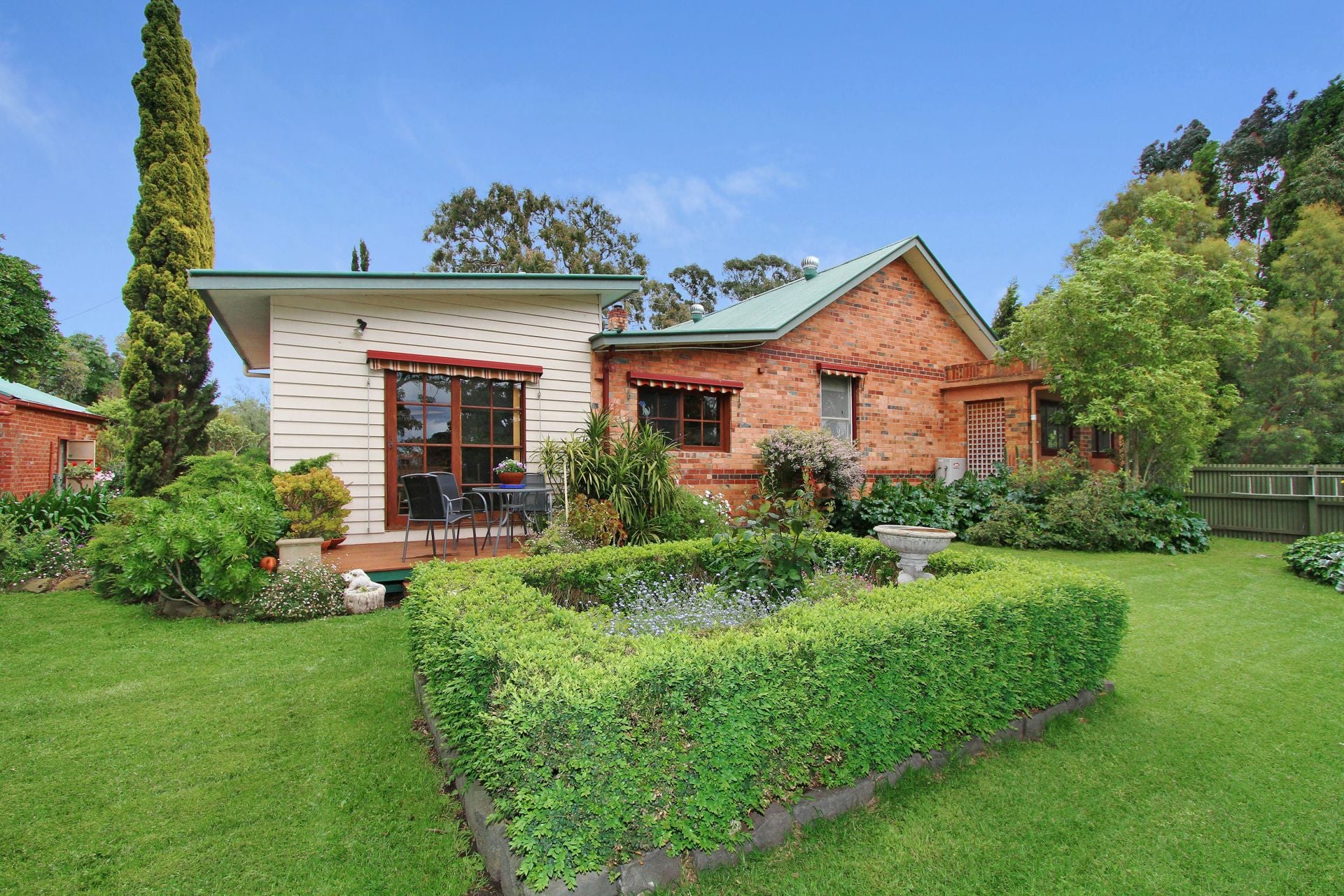 LIFESTYLE PROPERTY PERFECTION   *Insp Thu 1st Oct @ 4:45pm*