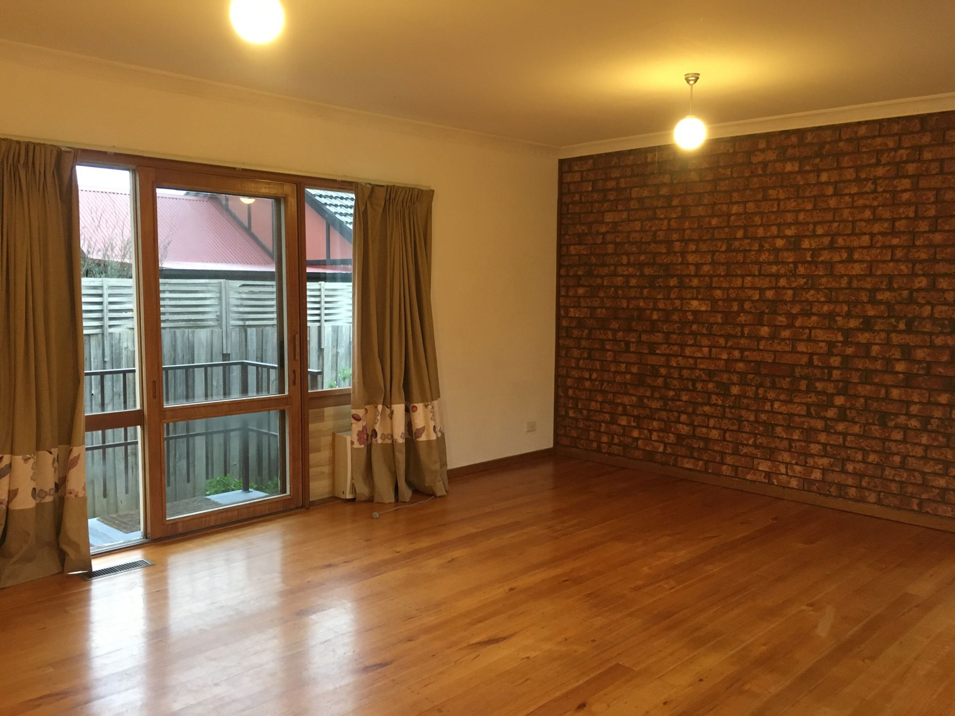 2 Bedroom Villa Unit in Perfect Location
