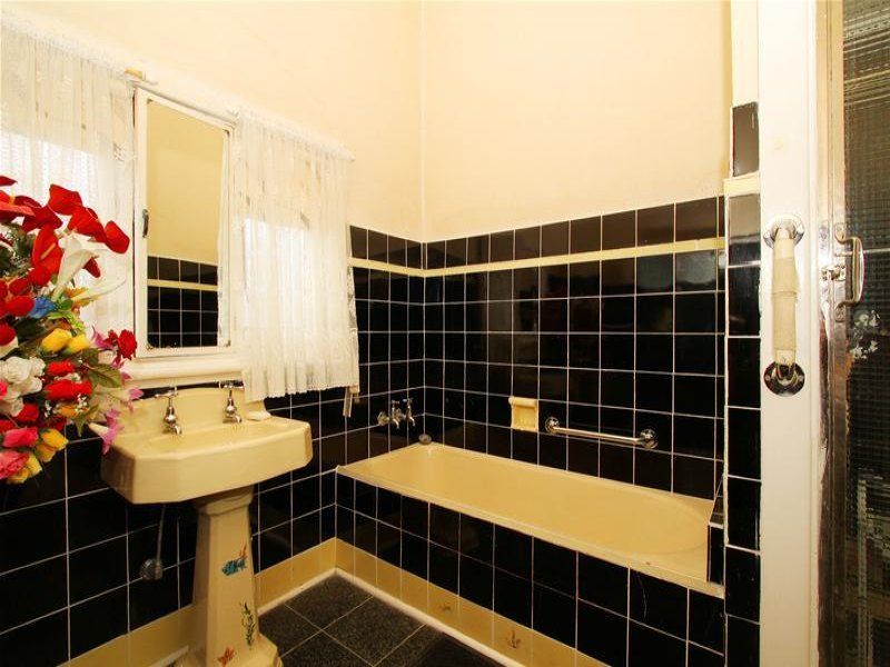 6 MONTH LEASE