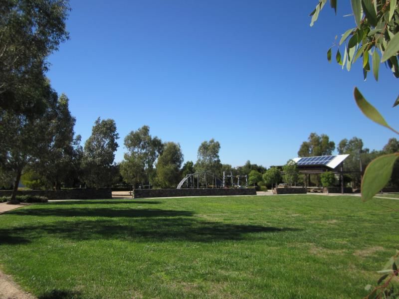 MARVELOUS LIVING ON MCKILLOP